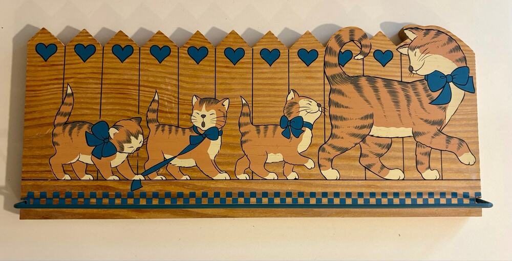 Vintage Kitty Cat Kitten Wood Heart 90s Farmhouse Towel Rack